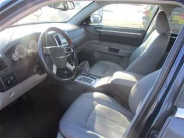 2007 Chrysler 300 AWD C 4dr Sedan